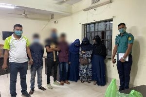 সিলেটে সোনালী আবাসিক হোটেল থেকে নারীসহ আটক ৬
