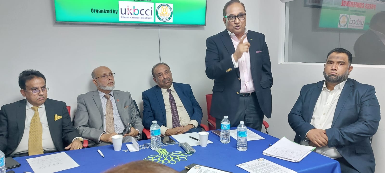 ৭ প্রবাসী ব্যবসায়ী গ্রেফতারঃ ৫ দফা দাবি জানিয়েছে বিসিএ এবং ইউকেবিসিসিআই