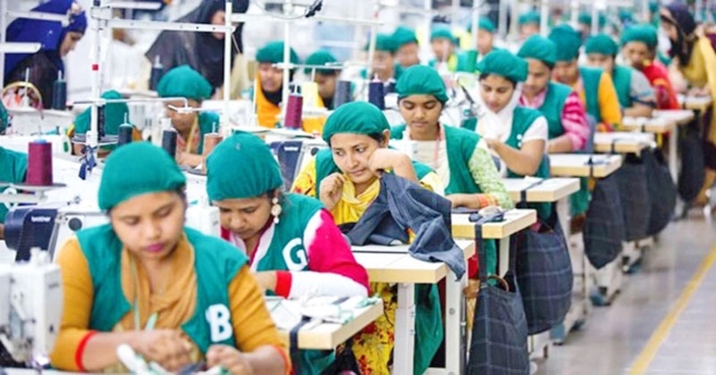 পোশাক শিল্পে ন্যূনতম মজুরি ১৭,৫৬৮ টাকা করার প্রস্তাব সিপিডি'র