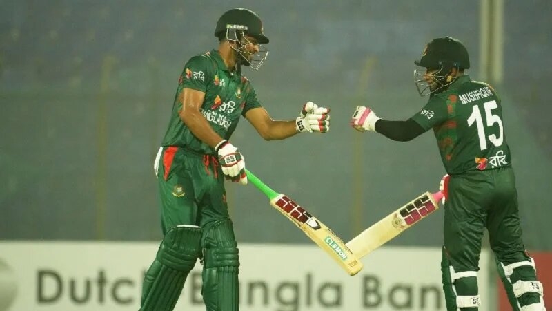 নাজমুলের সেঞ্চুরিতে দাপুটে জয় বাংলাদেশের