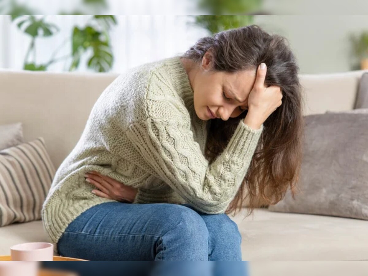 পেট ফাঁপা থেকে মুক্তি পেতে কী খাবেন