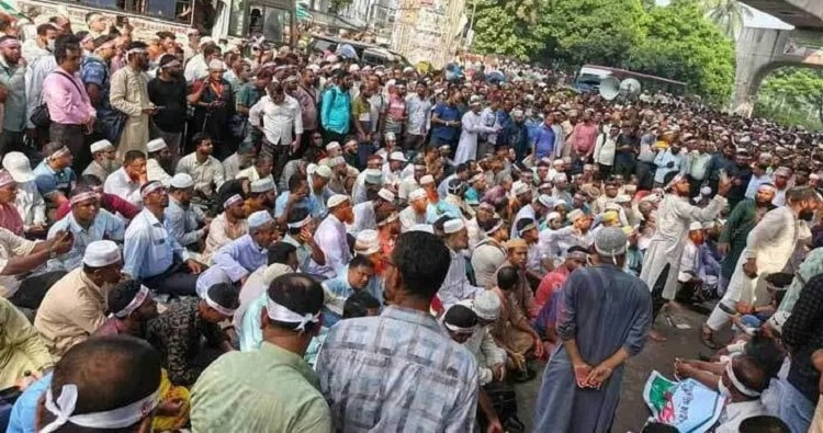 এমপিওভুক্ত শিক্ষক-কর্মচারীদের লাগাতার অবস্থান, মঙ্গলবার থেকে কর্মবিরতি