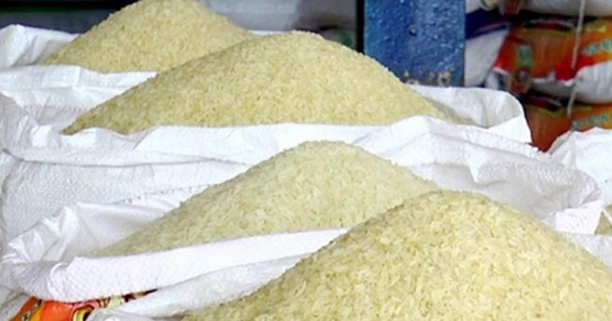 দুবাই ও মিয়ানমার থেকে এক লাখ টন চাল কিনছে সরকার
