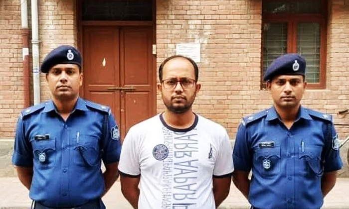 ধর্মপাশায় ৫ম শ্রেণির ছাত্রীর ‘শ্লীলতাহানি’, শিক্ষক গ্রেপ্তার