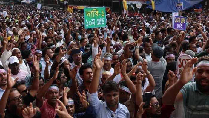 প্রাথমিক শিক্ষকদের কর্মবিরতি শুরু, ৬৫ হাজার স্কুলে ক্লাস বন্ধ