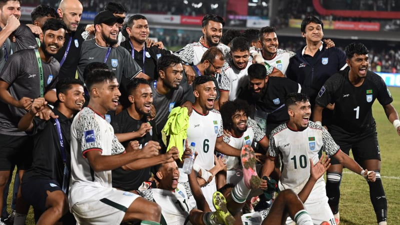 ভারতকে হারানোয় ২ কোটি টাকা পুরস্কার পাচ্ছেন ফুটবলাররা