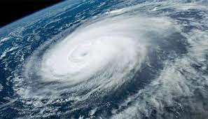 ২৪ ঘণ্টার মধ্যে আঘাত হানতে পারে ঘূর্ণিঝড় ডিটওয়াহ