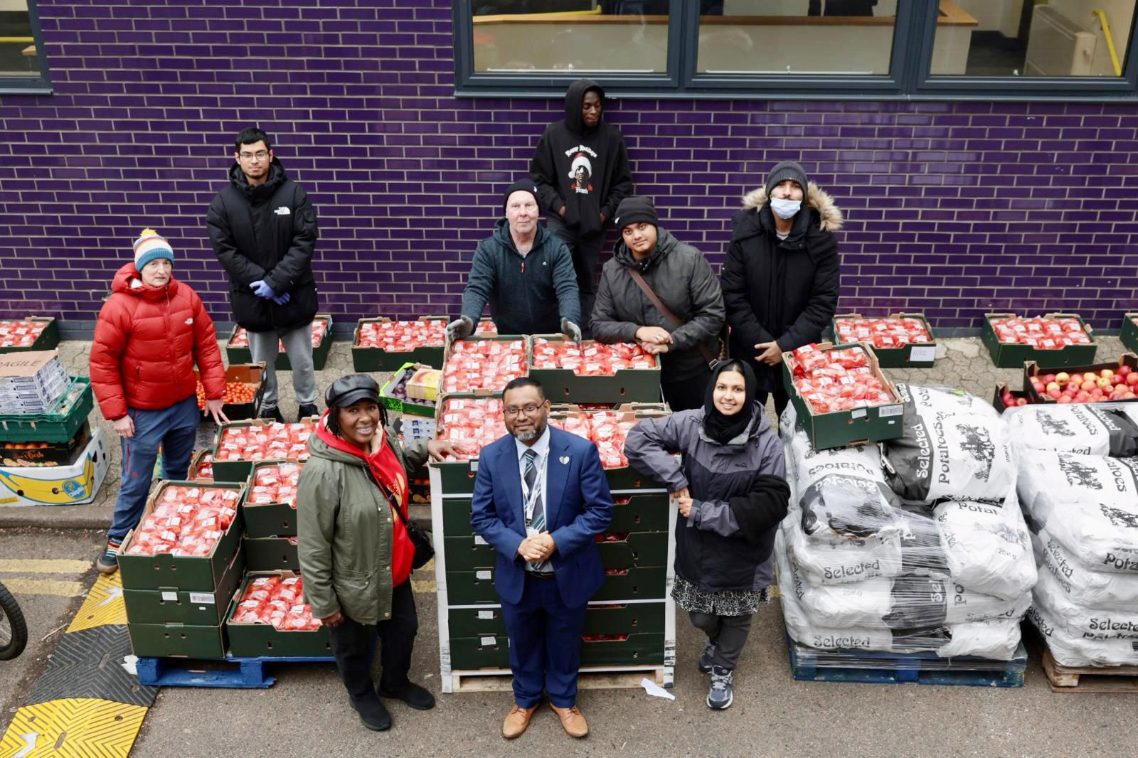 শীত আসতেই ফুড ব্যাংকের ওপর বাড়ছে চাপ