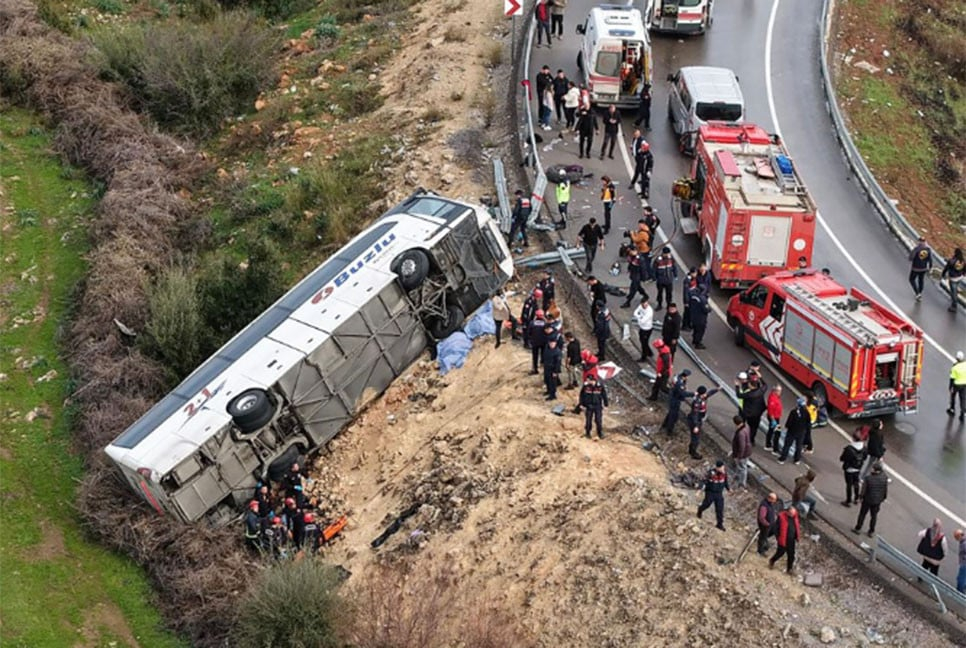 তুরস্কে পৃথক সড়ক দুর্ঘটনায় নিহত ১৬