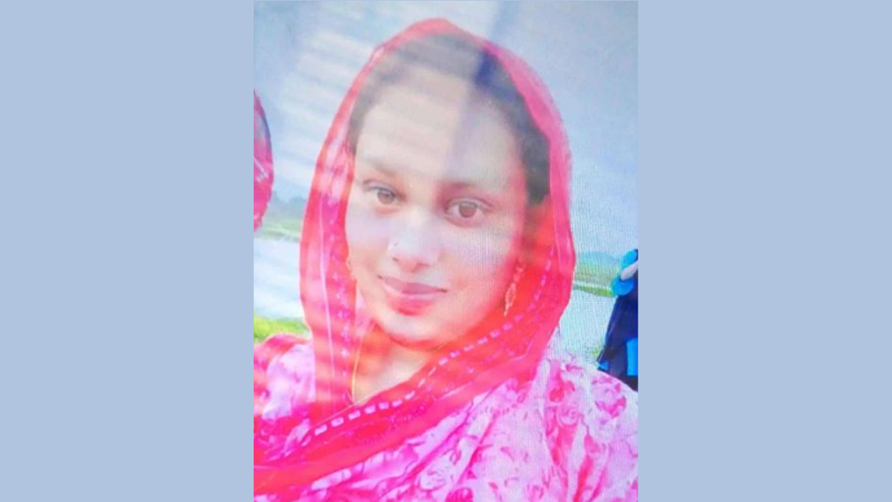 হোমনায় প্রবাসীর স্ত্রীসহ ২ শিশুকে গলা কেটে হত্যা