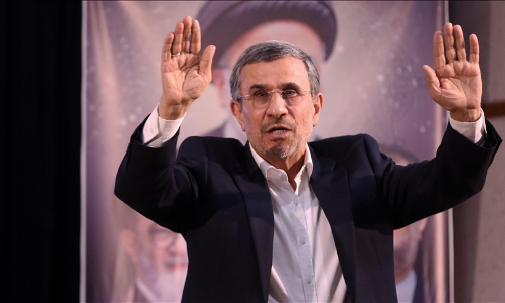 ইরানের সাবেক প্রেসিডেন্ট আহমাদিনেজাদ বেঁচে আছেন : উপদেষ্টা