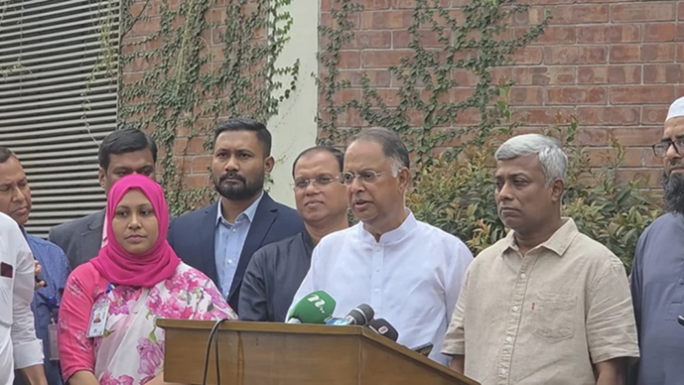 দেশে জ্বালানি তেলের পর্যাপ্ত মজুত রয়েছে: জ্বালানিমন্ত্রী