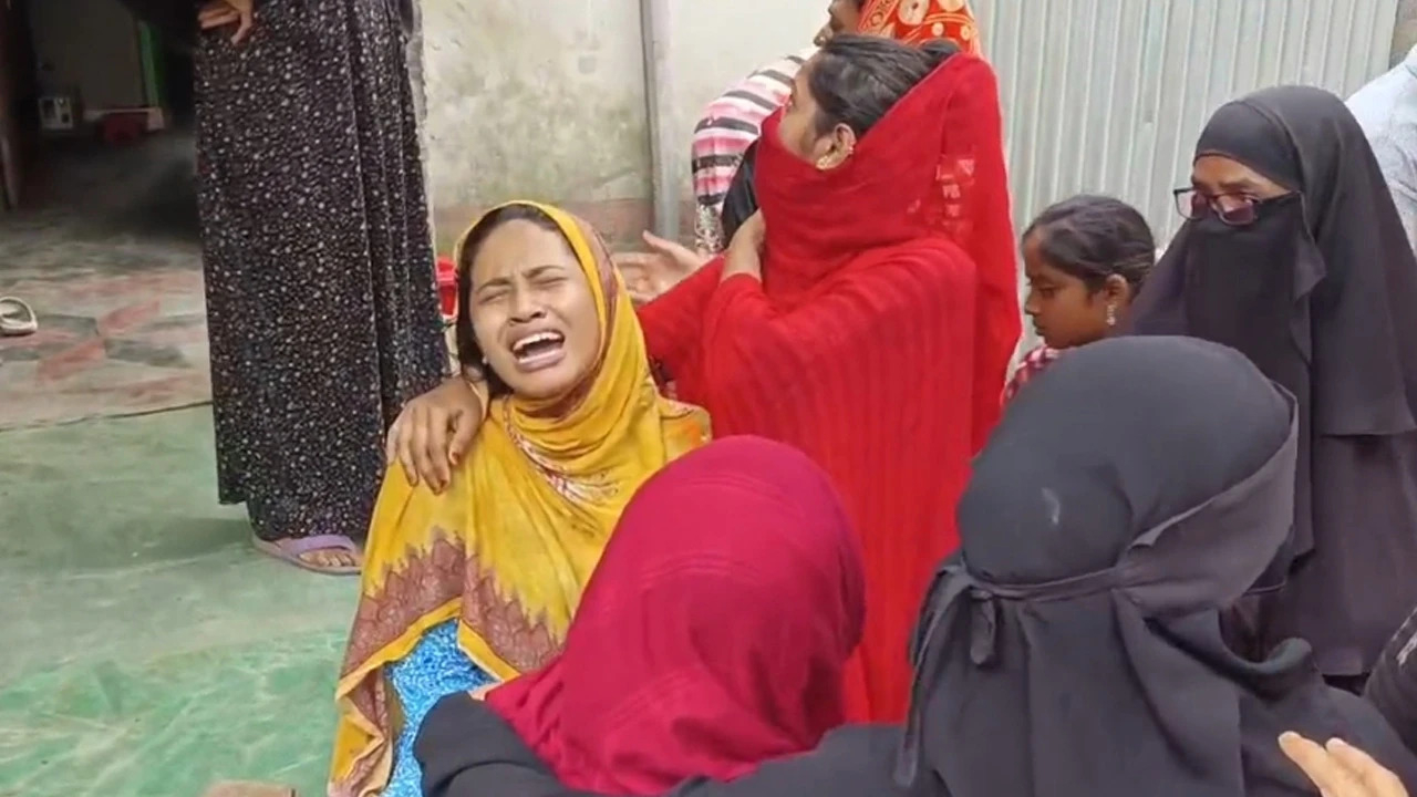 একদিনে কুমিল্লায় সড়কে ঝরল ৫ প্রাণ