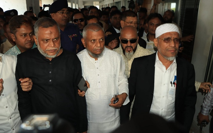  সুরঞ্জিত সেন হত্যা চেষ্টা মামলা: নিজেদের নির্দোষ দাবি আরিফ-গউছ-বাবরের