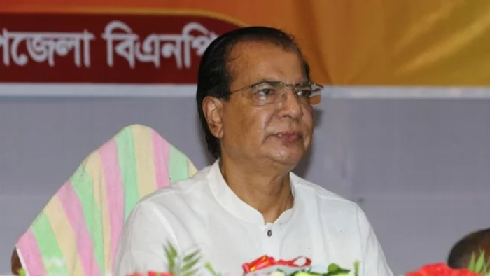 হঠাৎ অসুস্থ ত্রাণমন্ত্রী, এয়ার অ্যাম্বুল্যান্সে আনা হচ্ছে ঢাকায়