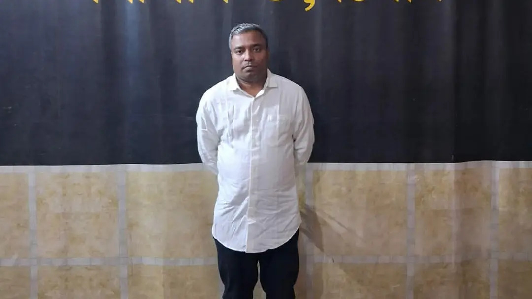 কিডনি চিকিৎসক ডা. কামরুলের হাসপাতালে চাঁদাবাজি, যুবদল নেতা মঈন গ্রেপ্তার