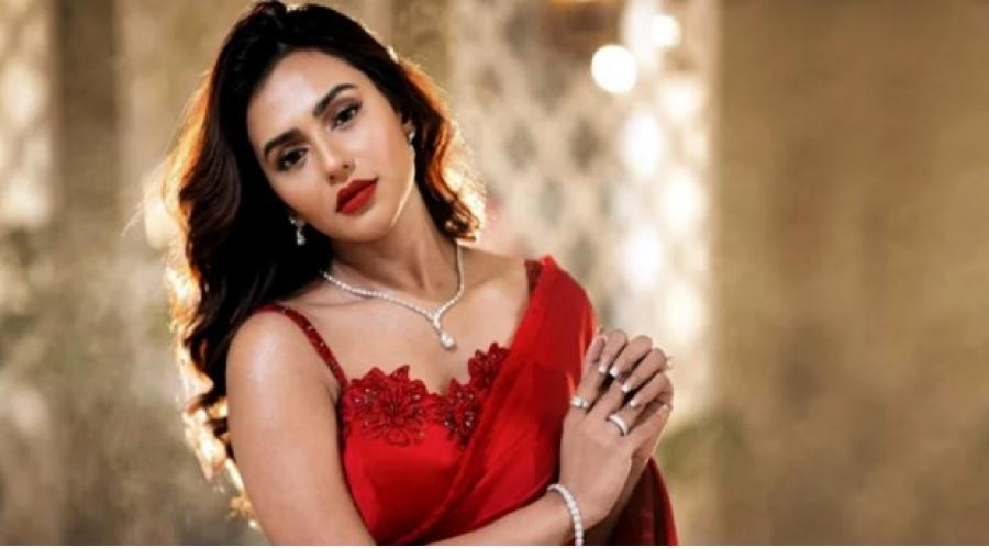 বাংলাদেশে গম পাচারের অভিযোগে নুসরাতকে তলব