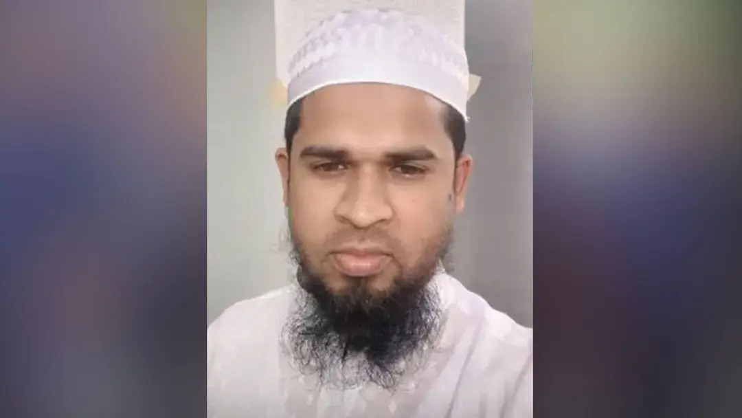ধর্ষণে শিশু অন্তঃসত্ত্বা : সেই আলোচিত মাদরাসাশিক্ষক গ্রেপ্তার