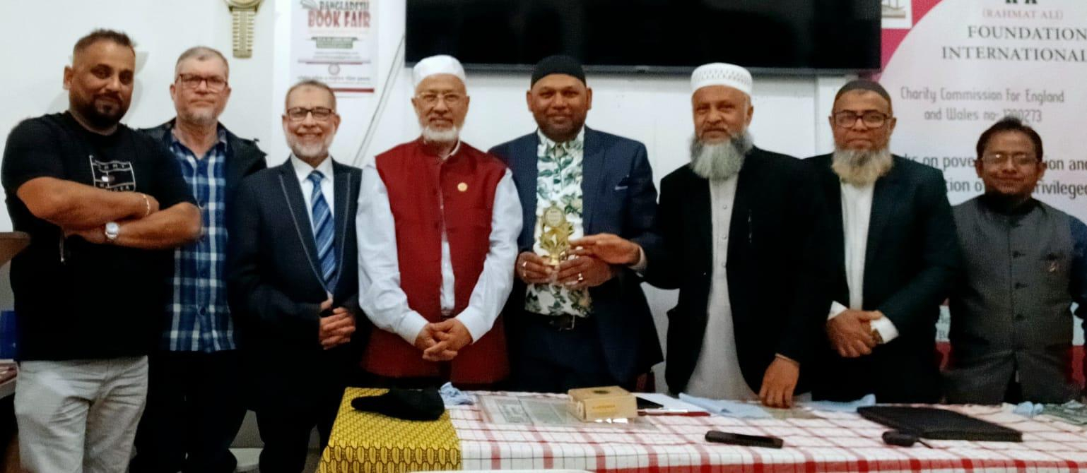 সাংবাদিক এম জি কিবরিয়াকে আর এ ফাউন্ডেশন এর সম্মাননা প্রদান