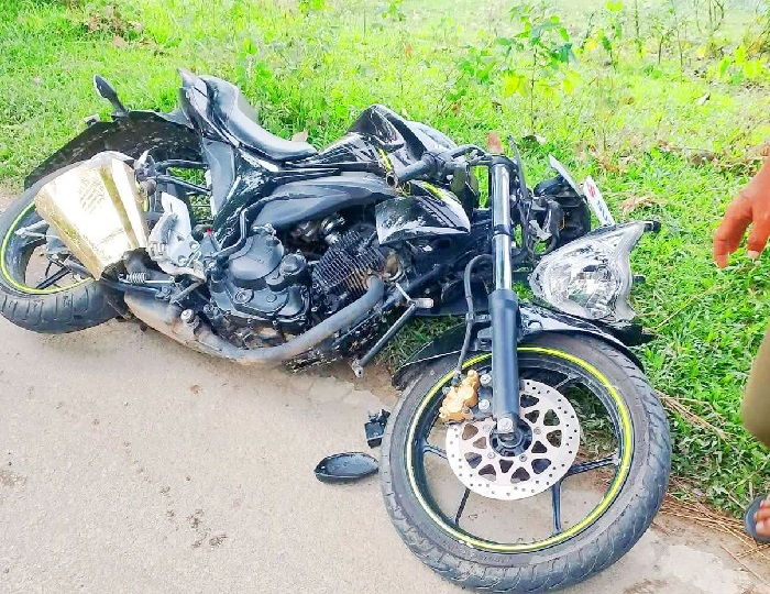  শান্তিগঞ্জে গাছের সাথে মোটর সাইকেলের ধাক্কা, ৭ম শ্রেণির ছাত্র নিহত