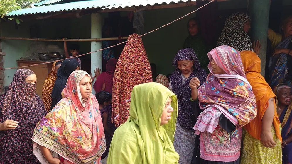 ঝিনাইদহে বিদ্যুৎস্পর্শে স্বামী-স্ত্রীর মৃত্যু
