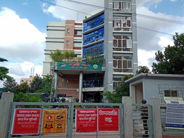 স্বামী-সন্তান কানাডায়, পল্লবীর ফ্ল্যাটে মিললো নারীর অর্ধগলিত মরদেহ