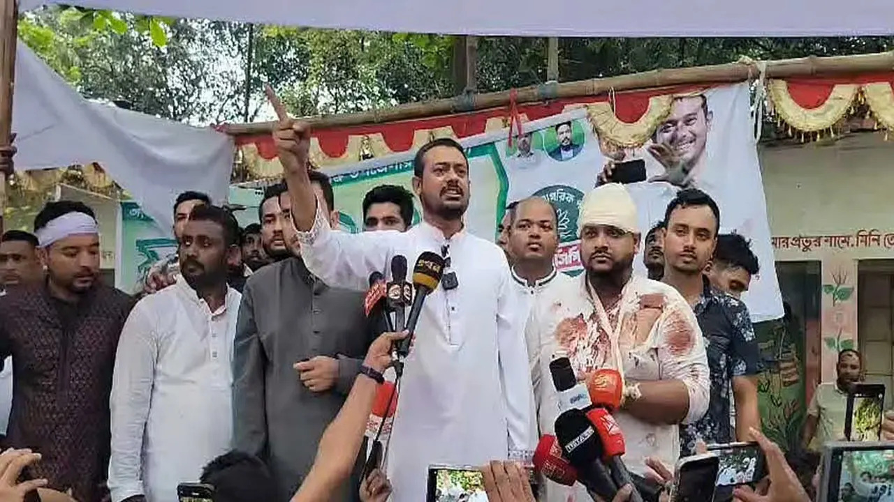  স্বরাষ্ট্রমন্ত্রীকে পাকড়াও করে জিজ্ঞেস করব— হু আর ইউ: নাসীরুদ্দীন পাটওয়ারী