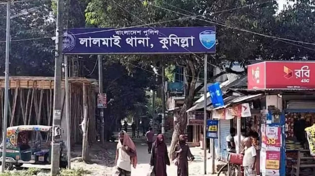 ধর্ষণ থেকে বাঁচতে প্রতিবন্ধী যুবককে গলা কেটে হত্যা প্রবাসীর স্ত্রীর