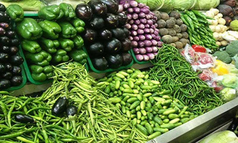 শতকের ঘরে সবজি, কাঁচা মরিচ ৪০০ টাকা
