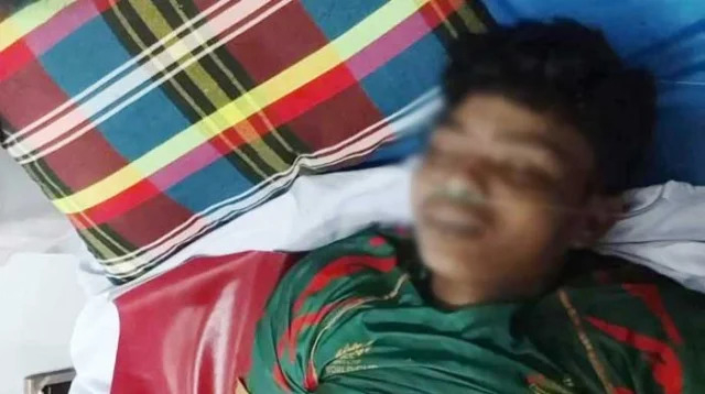 আর্জেন্টিনার পতাকা নামাতে গিয়ে বিদ্যুৎস্পৃষ্টে কিশোরের মৃত্যু