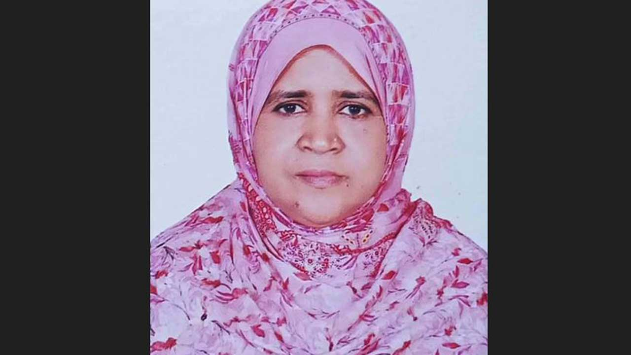 ছিনতাইকারীর টানে রিকশা থেকে পড়ে প্রধান শিক্ষিকার মৃত্যুর ঘটনায় গ্রেপ্তার ২