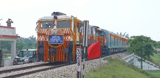 ভারত-বাংলাদেশের ট্রেন পরিষেবা আবারও চালুর উদ্যোগ