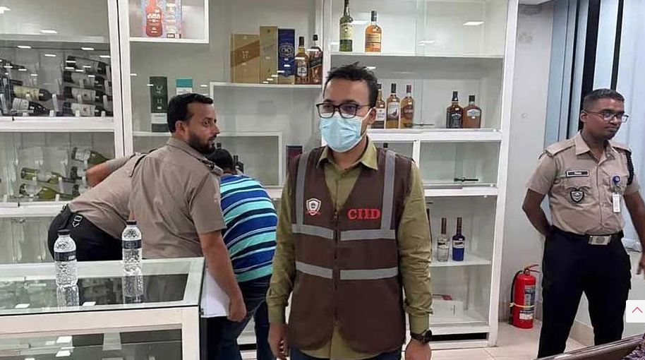 সালমান মুক্তাদিরের শ্বশুরের ৪ মদের গুদাম সিলগালা