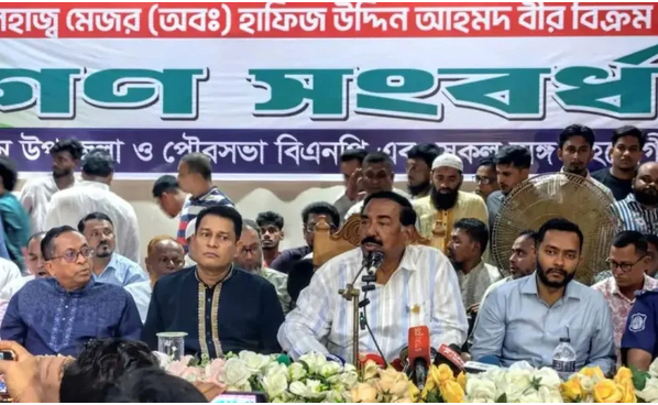 ইশরাক কাজটা ভালোই করেছে, তবে অস্ত্র হাতে নেওয়া ঠিক হয়নি: স্পিকার
