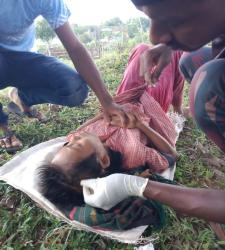 সাজেকের শিয়ালদাহ পাড়ায় পাহাড় থেকে পড়ে যাওয়া মুমূর্ষু শিশু নমি ত্রিপুরার জীবন রক্ষা করল বিজিবি