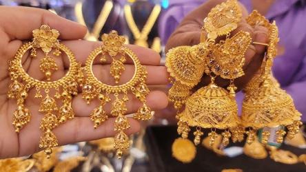 আবারও বাড়লো স্বর্ণের দাম, ভরি ২ লাখ ছুঁইছুঁই