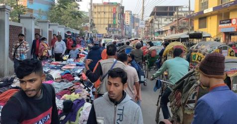 সিলেট নগরীর রাস্তায় আজ থেকে হকার বসতে পারবে না