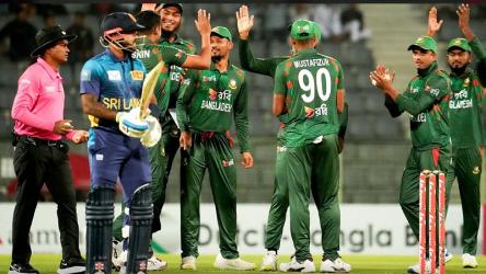 সিরিজ নির্ধারণী ম্যাচে ব্যাটিংয়ে বাংলাদেশ, দেখে নিন একাদশ