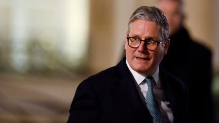 ব্রিটেনের রাজনীতিতে অস্থিরতা, অপসারণের আশঙ্কায় স্টারমার