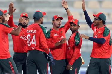 সুপার ওভারে ভারতকে হারিয়ে ফাইনালে বাংলাদেশ