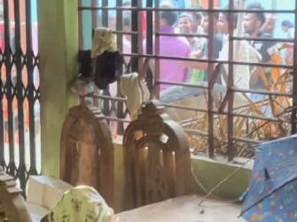 নবীগঞ্জে সাংবাদিকের বাড়িতে হামলা, ভাঙচুর–লুটপাটে আহত ৩