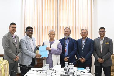 সশস্ত্র বাহিনীর বঞ্চিত সদস্যদের ন্যায়বিচার নিশ্চিত করবে সরকার : প্রধান উপদেষ্টা