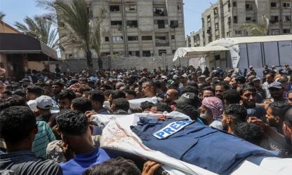 গাজায় ফের ইসরাইলি হামলা, সাংবাদিকসহ নিহত ৫ ফিলিস্তিনি