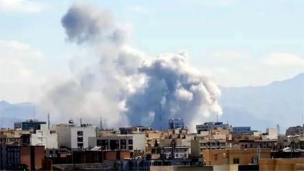 ইরানে মার্কিন-ইসরায়েলি হামলায় সহস্রাধিক প্রাণহানির দাবি