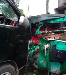 শ্রীমঙ্গলে মাইক্রোবাস–সিএনজি সংঘর্ষে নিহত ১, আহত ৪