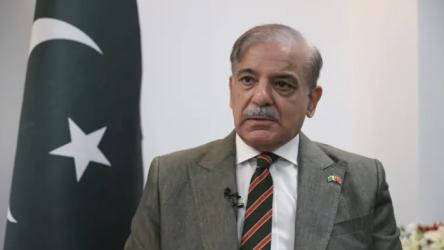 পাকিস্তান প্রধানমন্ত্রীর সঙ্গে বৈঠকে ইরানি প্রতিনিধি দল