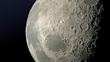 চাঁদে বিরল খনিজ আবিষ্কার চীনা বিজ্ঞানীদের