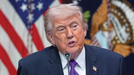 শান্তি চাইলে সরাসরি যোগাযোগ করুক তেহরান: ট্রাম্প