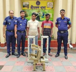 শ্রীমঙ্গলে চোর চক্রের দুই সদস্য গ্রেফতার: সিসিটিভির সূত্র ধরে ৭.৪০ লাখ টাকার চোরাই মালামাল উদ্ধার