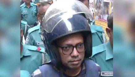 আদালতে নেওয়ার পথে প্রিজনভ্যান দুর্ঘটনায় সাবেক প্রতিমন্ত্রী পলক আহত